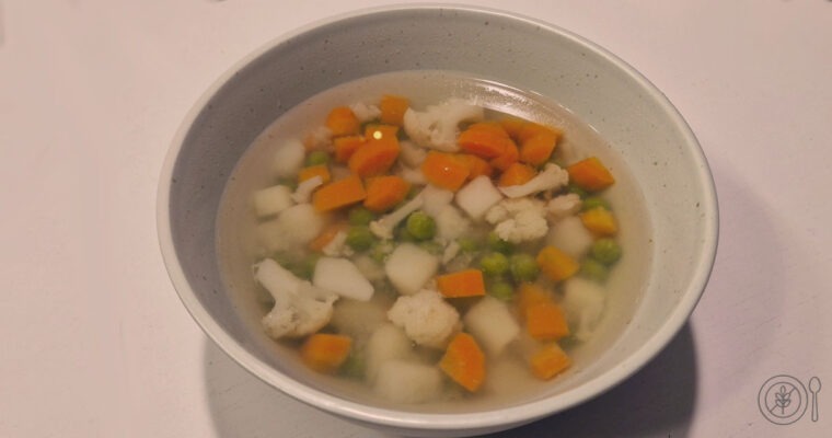 Naša zelenjavna juha – zelenjavna klasika po naše