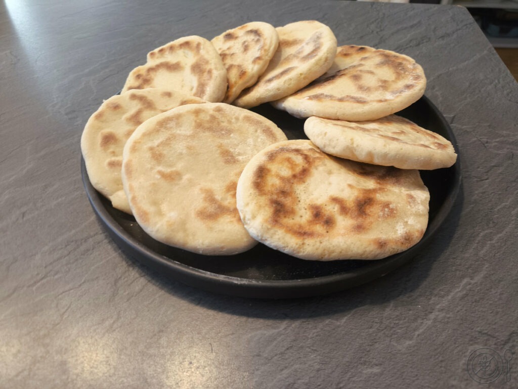 brezglutenski turški ploščati kruh galerija