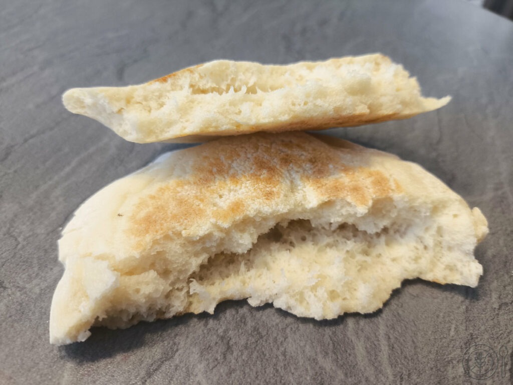 brezglutenski turški ploščati kruh galerija